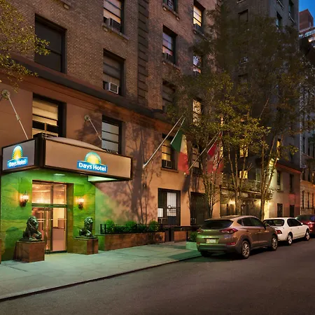 Night Broadway 3*