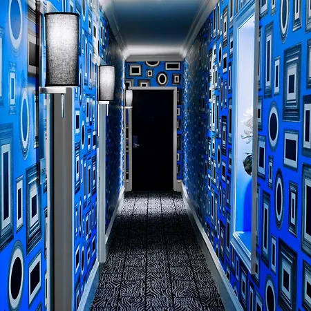 Moderne Hotel 4*