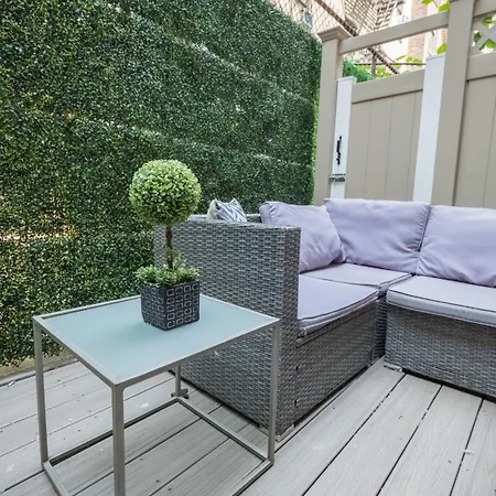 Spacious 4br 2ba With Private Outdoor Space Uws