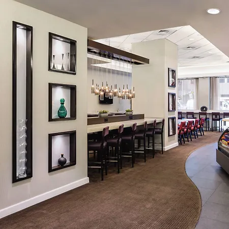 Courtyard Manhattan/times Square Hotel 3*