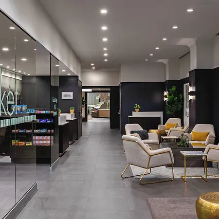 Hotel Courtyard Manhattan/times Square 3*
