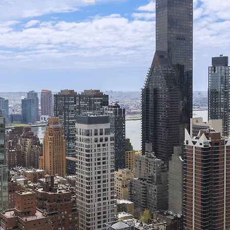 Courtyard Manhattan/midtown East 4*