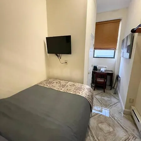 Da Vinci Hotel 3*