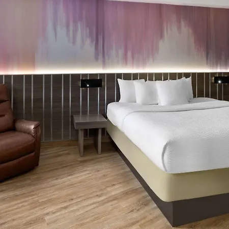 Hotel Ramada By Wyndham Bronx