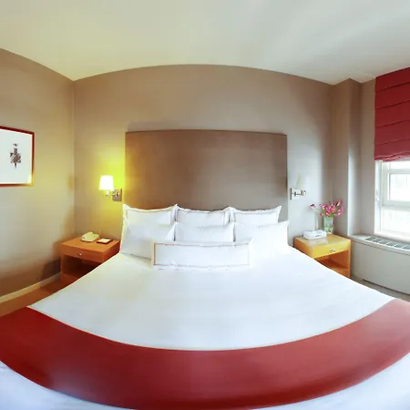 Giraffe By Library Collection Hotel 4*