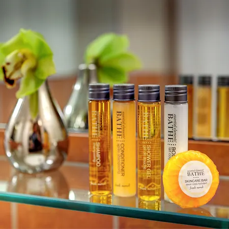 Giraffe By Library Collection 4* New York