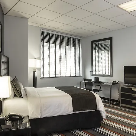 Broadway Plaza Hotel 4*