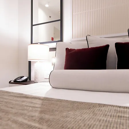 The Chemists Club Hotel 4*