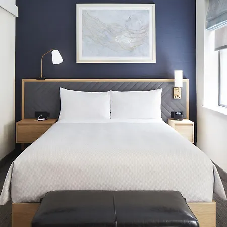 Newly Renovated At Club Quarters Times Square, 4*