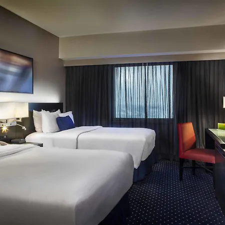 Courtyard By Marriott Jfk Airport 3*