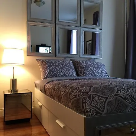 Studio At Chelsea Apartment