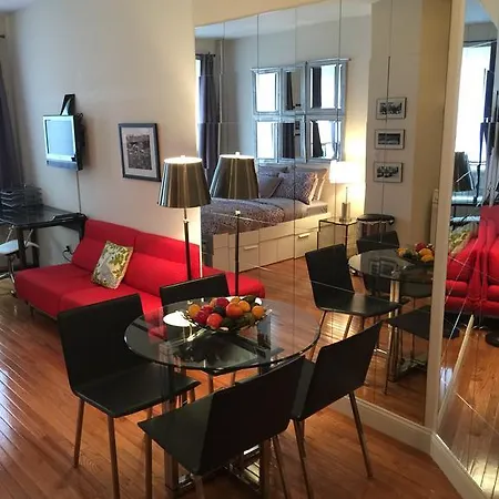Studio At Chelsea Apartment