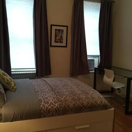 Studio At Chelsea Apartment *