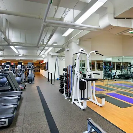 Club 4*