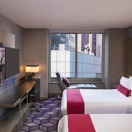 W - Times Square 4*