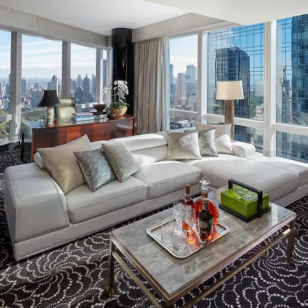 Mandarin Oriental, Hotel