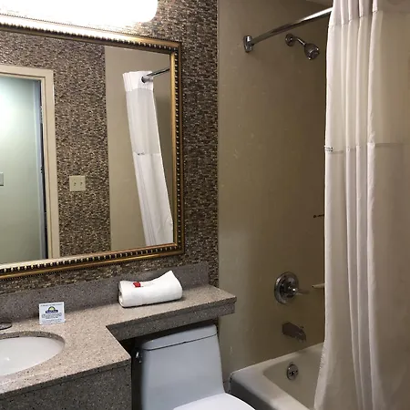 Hotel Days Brooklyn New York