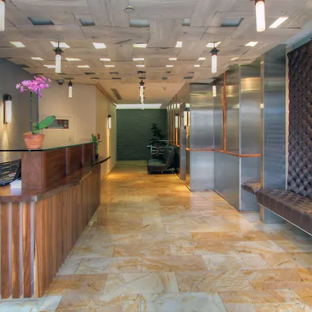 Solita Soho 3*