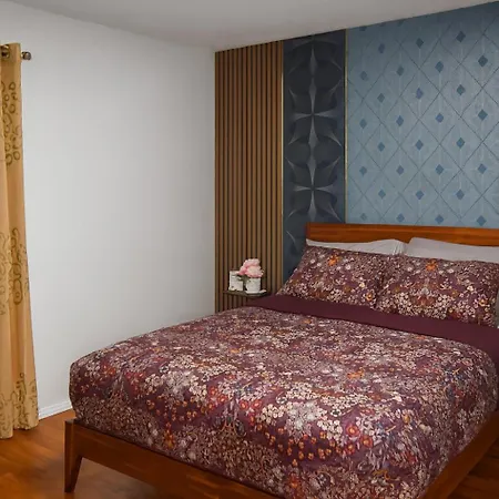 3br & 2bath Bronx Stay-private Suite-parking Apartment *