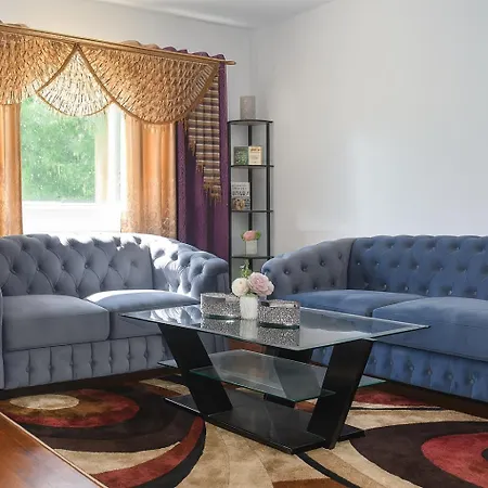 3br & 2bath Bronx Stay-private Suite-parking *