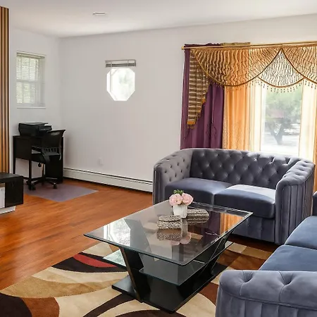 Apartment 3br & 2bath Bronx Stay-private Suite-parking