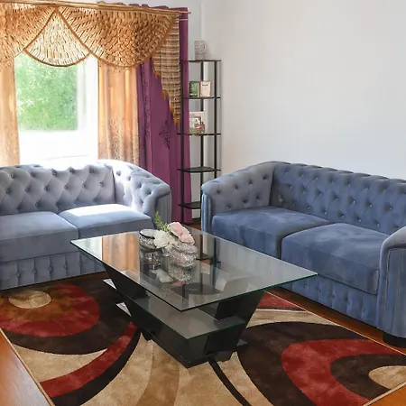 Apartment 3br & 2bath Bronx Stay-private Suite-parking New York