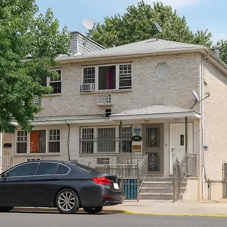 3br & 2bath Bronx Stay-private Suite-parking Apartment New York