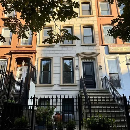 Luxury Oasis In Manhattan *