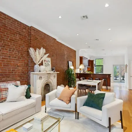 Luxury Oasis In Manhattan * New York