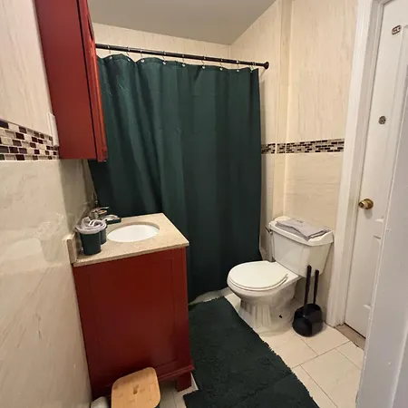 Holiday home Cozy Queens Escape *