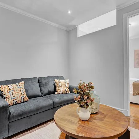 Apartment Modern 2br With Private Garden - In Gramercy Park New York