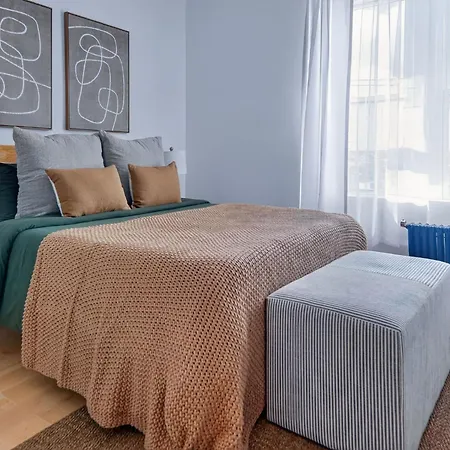 Spacious 3bedroom With Ac Near Mccarren Park Brooklyn Apartment New York