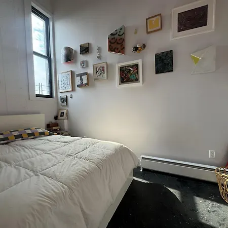Brooklyn Artist Loft Apartment New York