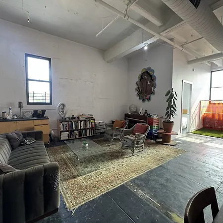 Brooklyn Artist Loft * New York