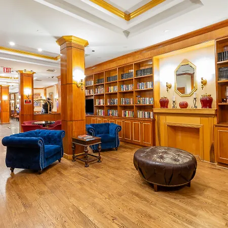 St. Hotel 2*