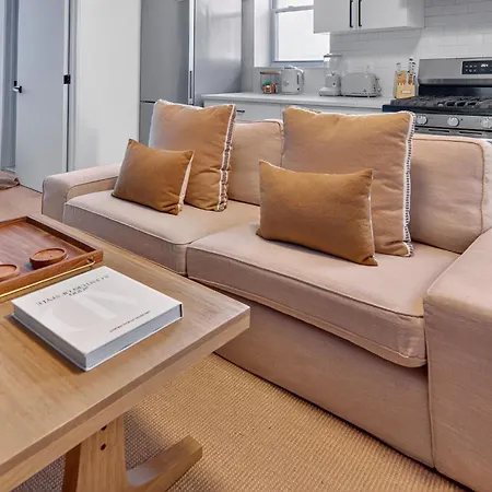 Spacious 3bedroom With Ac Near Mccarren Park Brooklyn Apartment *