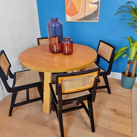 Apartment Spacious 3bedroom With Ac Near Mccarren Park Brooklyn