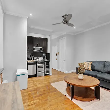 Apartment Modern 2br With Private Garden - In Gramercy Park