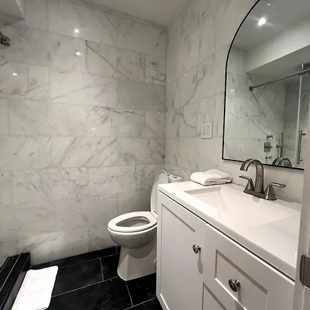 Apartment Massive Nyc Brownstone Wpatio *