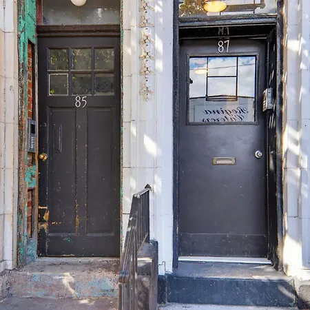 Apartment Spacious 3bedroom With Ac Near Mccarren Park Brooklyn New York