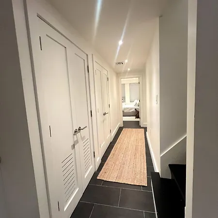 Massive Nyc Brownstone Wpatio Apartment New York