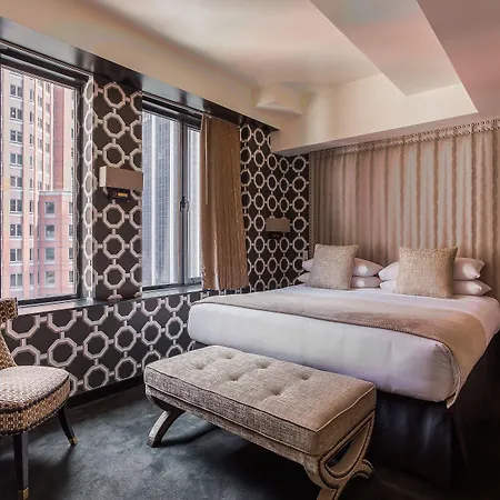 45 Times Square Hotel 3*