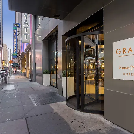 Hotel 45 Times Square 3*