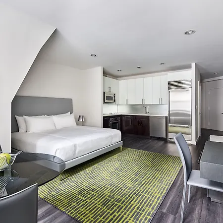 Aka Times Square Aparthotel 4*