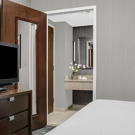 Courtyard By Marriott Manhattan Upper East Side