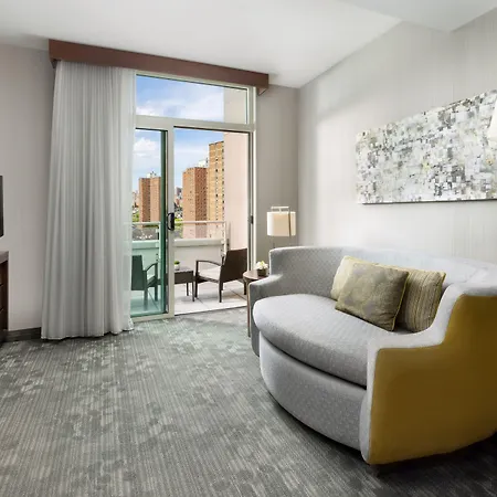Courtyard By Marriott Manhattan Upper East Side Hotel 3*