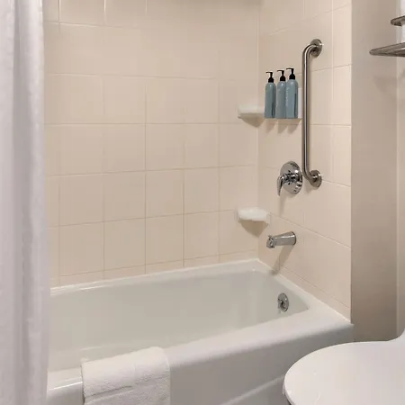 Fairfield By Marriott Laguardia Airport/flushing Hotel New York