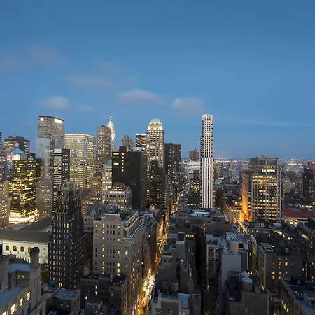 Hotel By Marriott Manhattan/times Square 4*