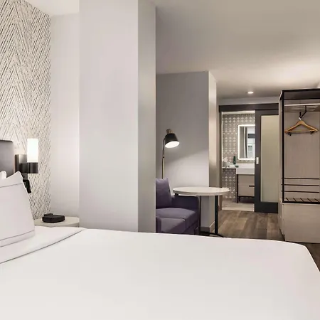 Doubletree By Hilton Midtown Fifth Ave 4*