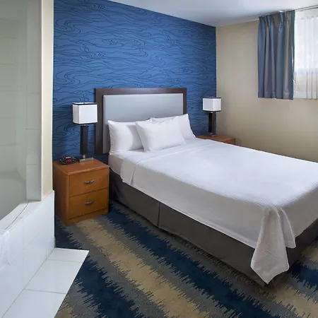 Fairfield By Marriott Laguardia Airport/astoria Hotel